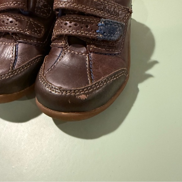 Clarks First Shoes- 5MW - Picture 2 of 8